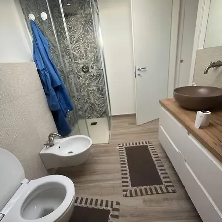 Ale Mare - Attico Con Idromassaggio Vista Mare Apartment Marina di Ragusa