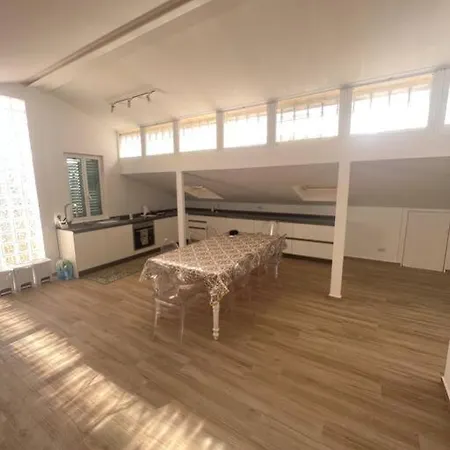 Ale Mare - Attico Con Idromassaggio Vista Mare Appartement *