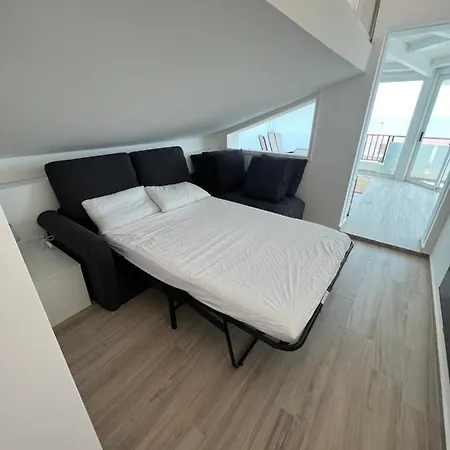 Ale Mare - Attico Con Idromassaggio Vista Mare Apartment Marina di Ragusa